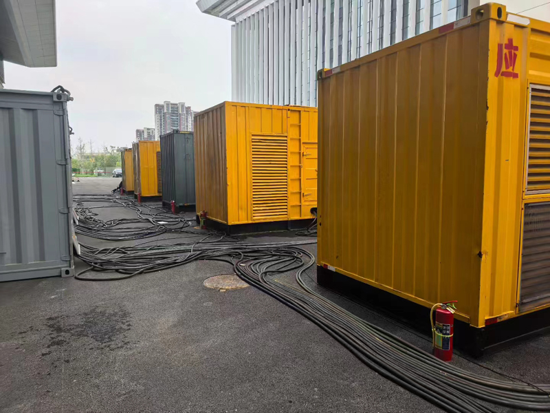 惠民不同季节柴油发电机组保养有哪些注意事项？